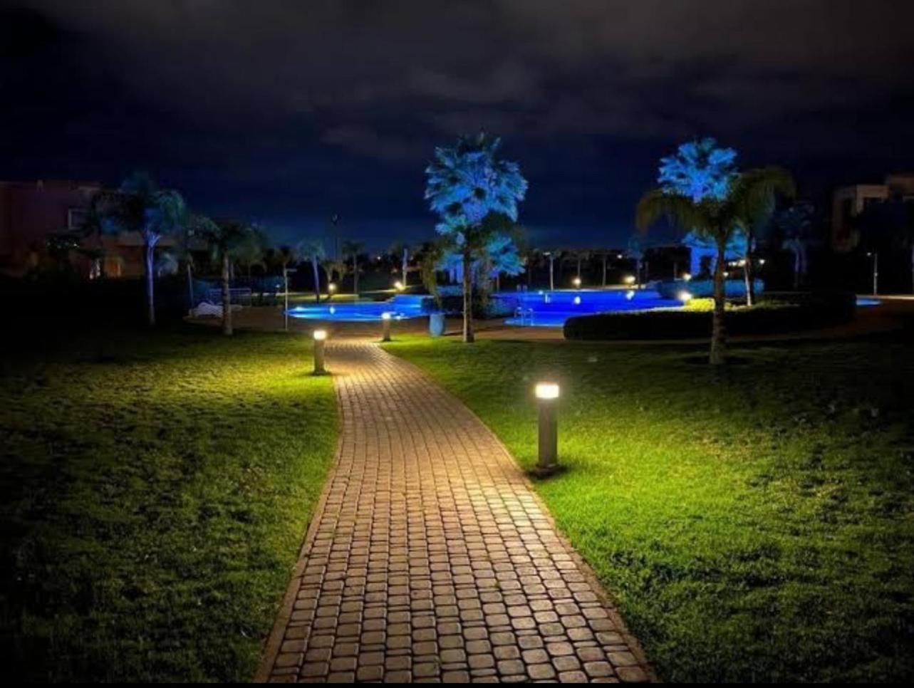 Mini-Villa Situee Dans Une Residence Prestigia A Marrakech, Avec Une Vue Sur La Piscine Et Le Golf Une Securite 24H Sur 24 Et Une Proximite Ideale De L Aeroport 5 Minutes C Est Une Offre Parfaite Pour Des Vacances Marrakesh Extérieur photo